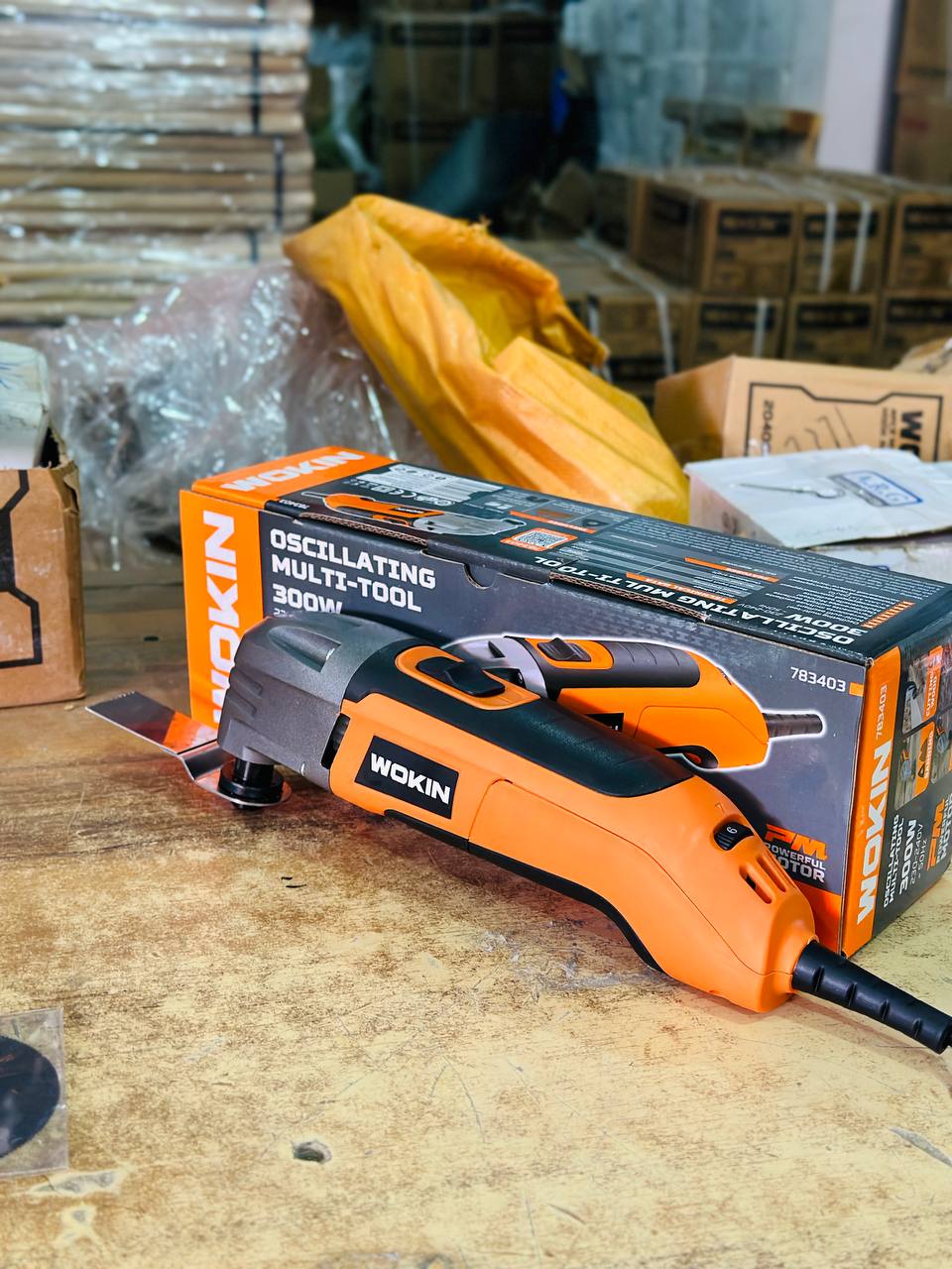 300W OSCILLATING MULTI-TOOL