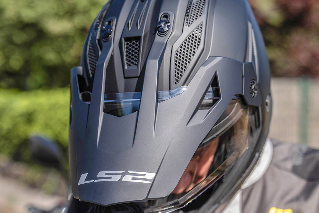 HELMET ‏LS2 MX702 PIONEER II MATT BLACK